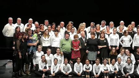 Del 'black friday' al sábado solidario en favor de la asociación Besarkada-Abrazo