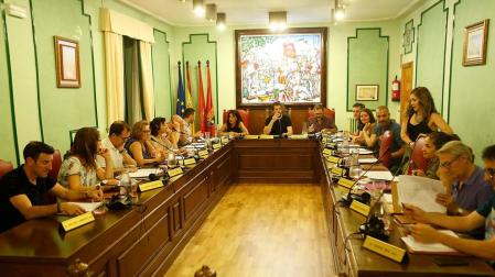 Imagen de archivo de un pleno del Ayuntamiento de Villava al principio de este mandato