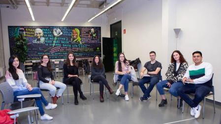 Estudiantes de la UPNA participarán en un programa de acompañamiento a menores