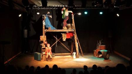 Yarleku Teatro presenta este sábado  “La casa más pequeña - Etxerik txikiena”