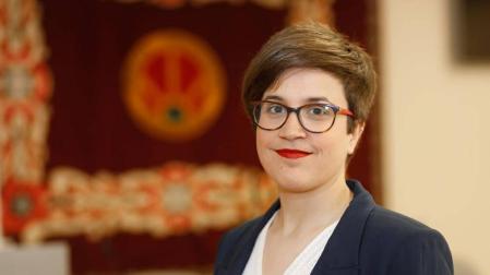 Una investigadora plantea reducir el uso simultáneo de fármacos en ancianos