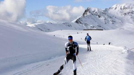 Fotos del inicio de la temporada de esquí en la estación de Larra-Belagua