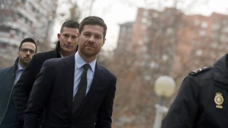 Suspendido el juicio de Xabi Alonso hasta que el Tribunal decida si es competente