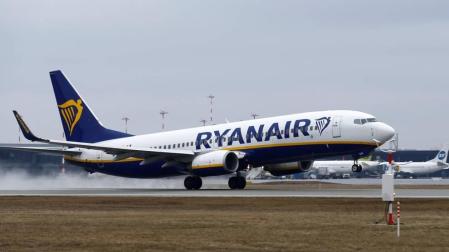 Foto genérica de un avión de Ryanair