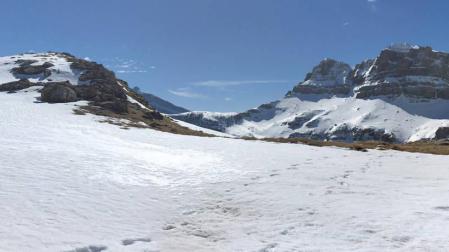 Rescatado un esquiador de Pamplona en el Pirineo de Huesca