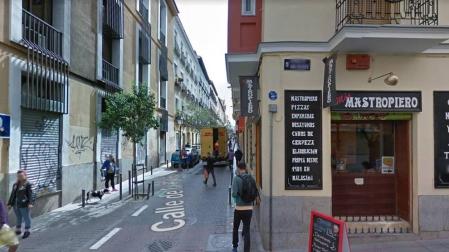 Hallan un feto en un contenedor en el barrio de Malasaña de Madrid