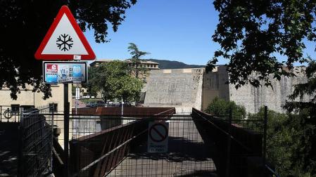 La pasarela del Labrit continúa cerrada desde comienzos de julio