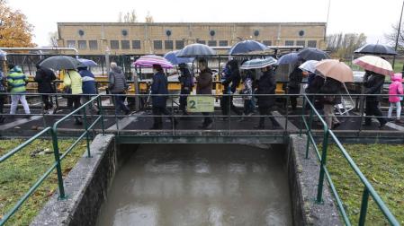 El viaje de 29,5 horas del agua de los inodoros hasta que llega limpia al río