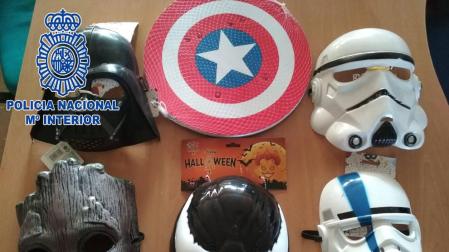 Intervenidas más de 3.000 máscaras de disfraces falsos de Star Wars o Marvel
