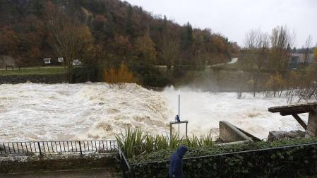 Imágenes de las inundaciones en Pamplona y Villava por el temporal de lluvia
