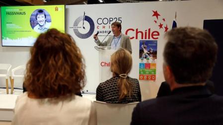 Koldo Monreal: "No es más eficiente el que más placas solares tiene, sino el que menos energía necesita"