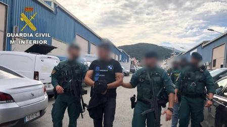 La Guardia Civil detiene a 'El Señor del Puerto', uno de los "referentes" del narcotráfico en Algeciras