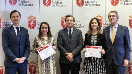 Cristina Gómez y Fernanda Ramón, becas MIR del Colegio de Médicos