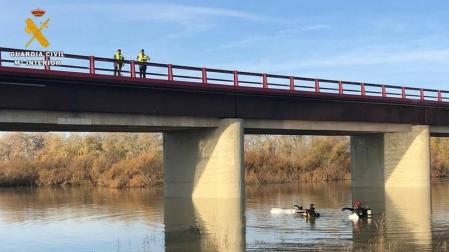Fallece en la A-126 en Alagón al precipitarse su vehículo a una zona de ribera inundada