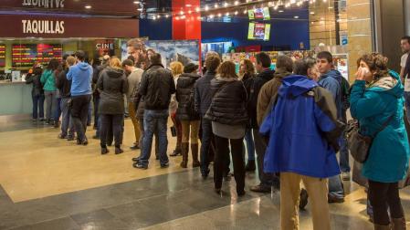 FACUA denuncia a los cines de Itaroa por no permitir entrar con comida del exterior