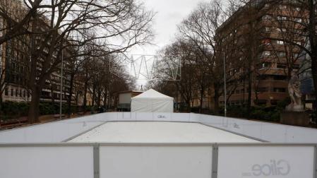 La pista de hielo de Sarasate abrirá este viernes y estará hasta el 5 de enero