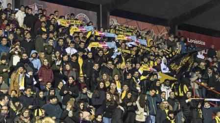 El estadio La Planilla de Calahorra acogió este jueves, 19 de diciembre, la eliminatoria de primera ronda de la Copa del Rey entre el conjunto de Azagra y los gallegos, con victoria final para los visitantes por 0-2.