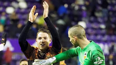 Vallejo rescata un punto para el Valencia en el descuento