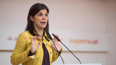La portavoz de Esquerra Republicana de Catalunya (ERC), Marta Vilalta, durante una rueda de prensa ofrecida este lunes.