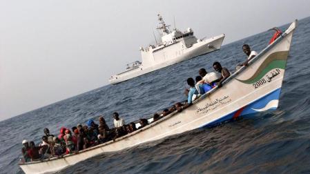 Interceptada una patera con ocho inmigrantes cerca de la costa de Ceuta