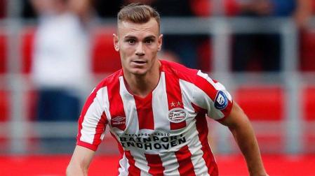 Once laterales zurdos en una década