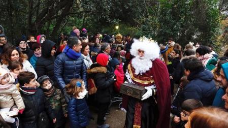 Imágenes del belén viviente de la localidad ribera de Cortes.