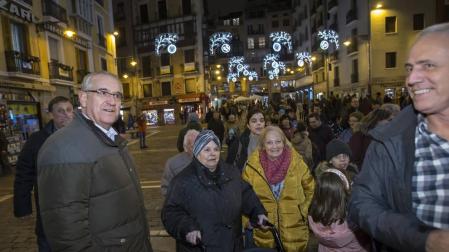 Todas las fotos de la vuelta en taxi de los internos de distintas residencias de Pamplona