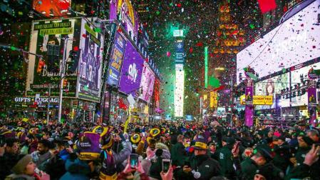 Un millón de personas reciben el 2020 en Times Square