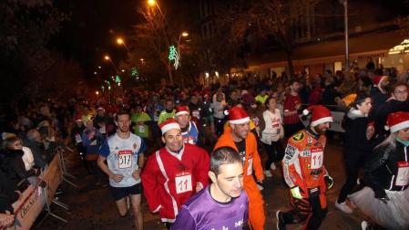 Galería de fotos de la carrera con la que han despedido el año en Tudela.