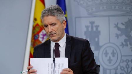 Grande-Marlaska, este domingo, durante de la rueda de prensa en el Palacio de la Moncloa tras la reunión del comité de seguimiento de la situación en Cataluña este domingo.