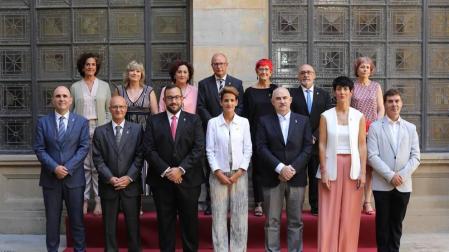 Los trece consejeros del nuevo Gobierno foral toman posesión de sus cargos