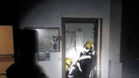 Evacuada una planta de la residencia de Elizondo por un fuego en una habitación