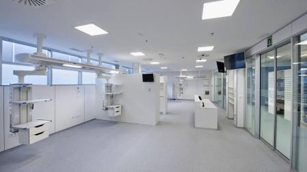 Entra en funcionamiento la nueva UCI pediátrica del Complejo Hospitalario