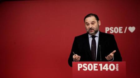 Ábalos: "Una consulta no es un referéndum de autodeterminación"