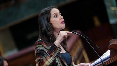 Arrimadas pide un "valiente" diputado del PSOE que evite investir a Sánchez