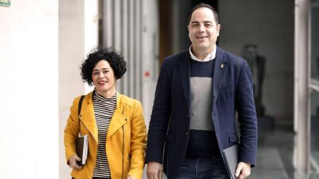 El PSN se niega a un pacto entre Sánchez y Casado que Navarra Suma reclama