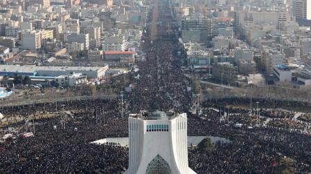 La Guardia Revolucionaria advierte de que Irán se vengará de forma "dura y decisiva"