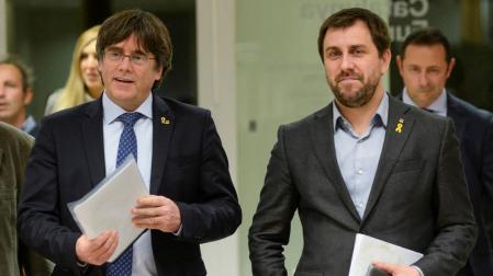 La Eurocámara levanta la prohibición de acceso a Puigdemont y Comín