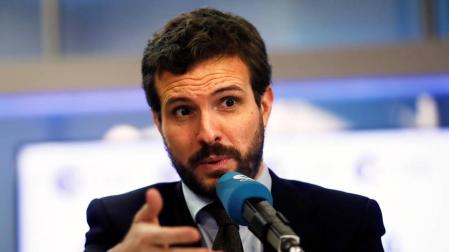 Casado acusa a Sánchez de "engaño masivo" por su prisa en formar Gobierno