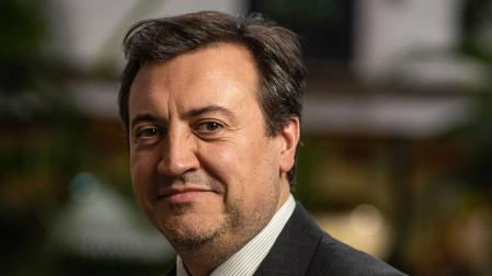 El neurólogo navarro David Ezpeleta, Secretario de la Junta Directiva de la SEN