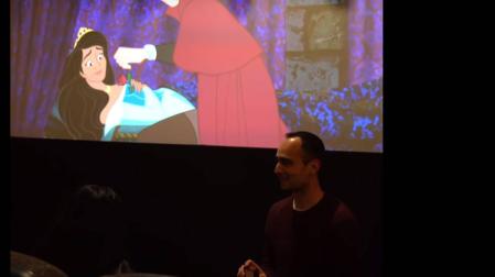 Modifica una película de Disney para pedirle matrimonio a su novia y se hace viral
