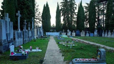 El cementerio islámico de Pamplona tiene ocupadas 56 de sus 70 tumbas