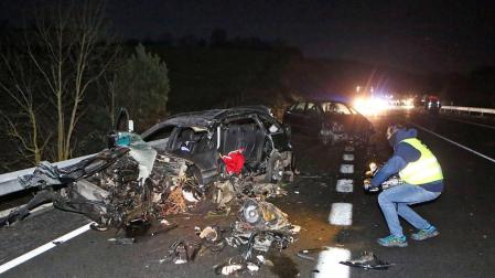Dos muertos y cinco heridos en un accidente múltiple en la N-121-A en Olagüe