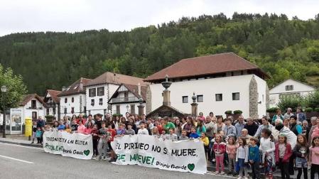 Decenas de vecinos del Pirineo, contra la despoblación