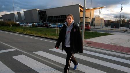 “Cientos de chavales cruzan por aquí cada día, el límite no debe ser 90km/h”