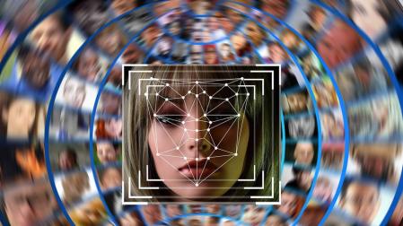 Una app permite a la Policía en EE UU identificar a casi cualquier persona