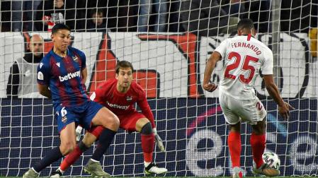 El Sevilla sigue adelante en la Copa y el Mallorca cae eliminado