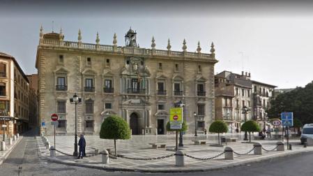 Revocada una sentencia que obligaba a pagar una pensión a una hija de 31 años