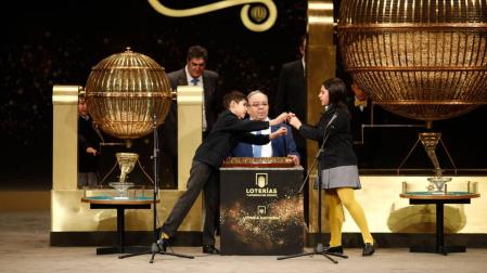 Un quinto premio, el 47.862, el más madrugador de la Lotería de Navidad