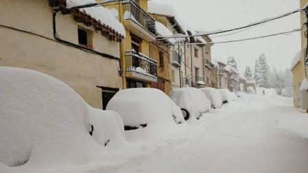 Una decena de provincias continúan en riesgo por lluvias, deshielo, nieve, aludes y olas